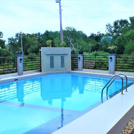 Zen Rooms Greenfields Inn Bohol Panglao Exterior photo